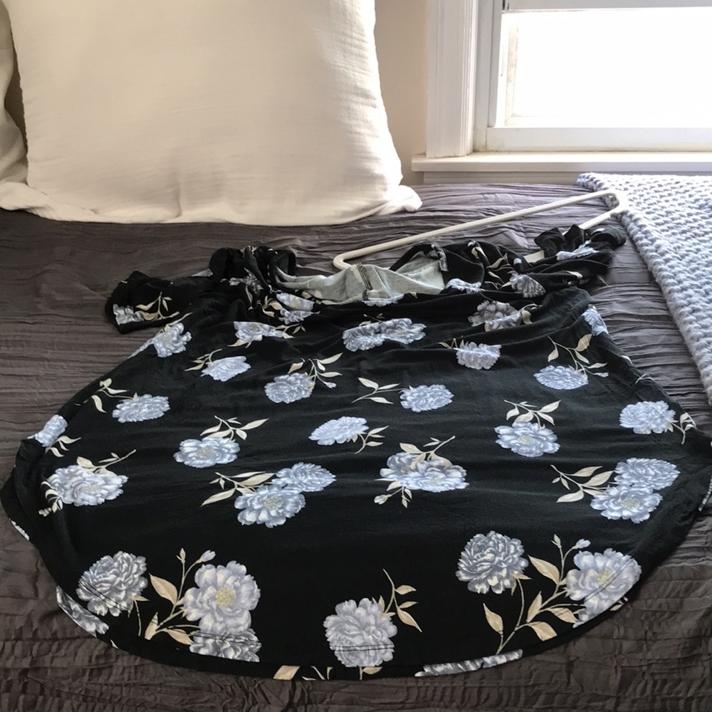 Torrid size 3 tee shirt. - Picture 3 of 3